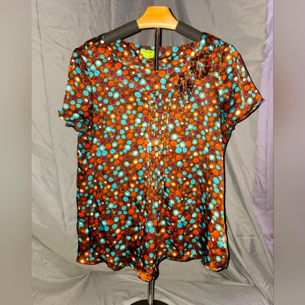 AGORA Short Sleeve Silky Polka-dot Blouse. NWOT